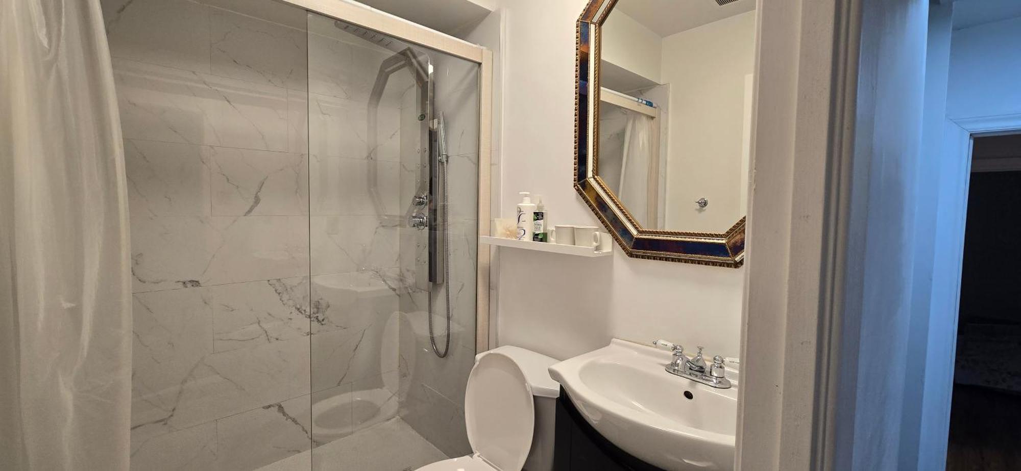 Margie Townhome Suites Торонто Номер фото