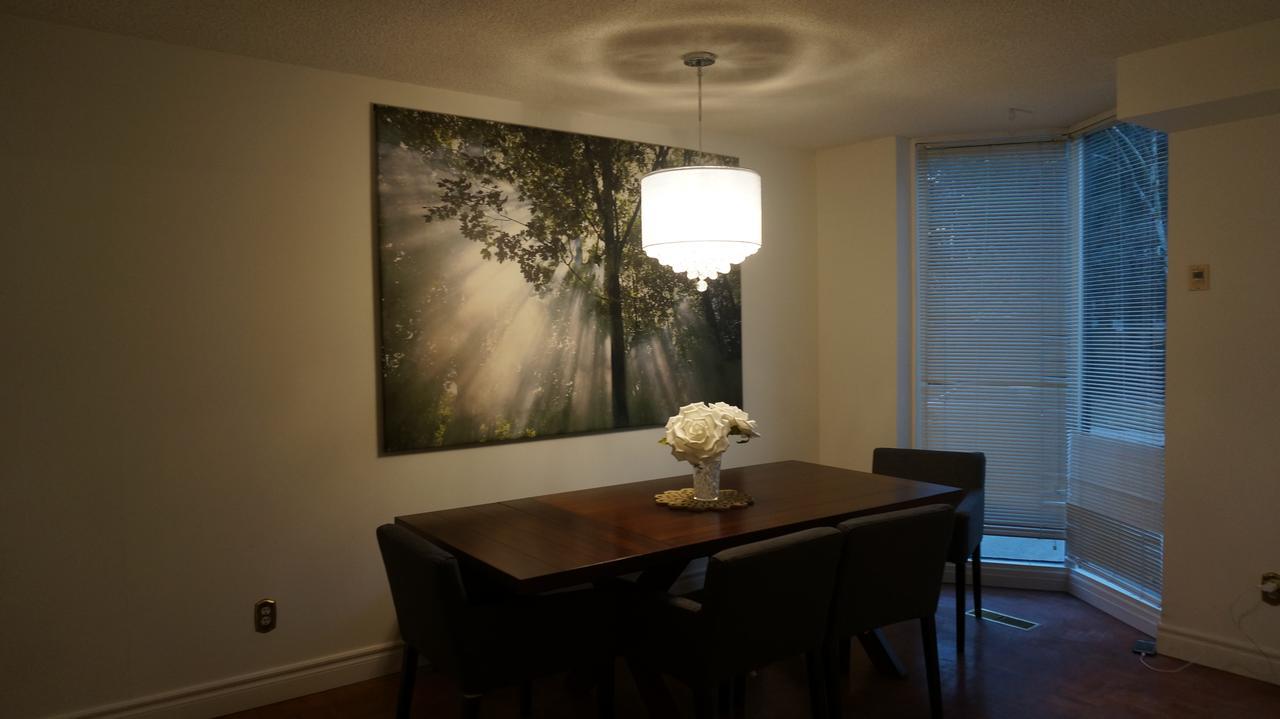Margie Townhome Suites Торонто Экстерьер фото